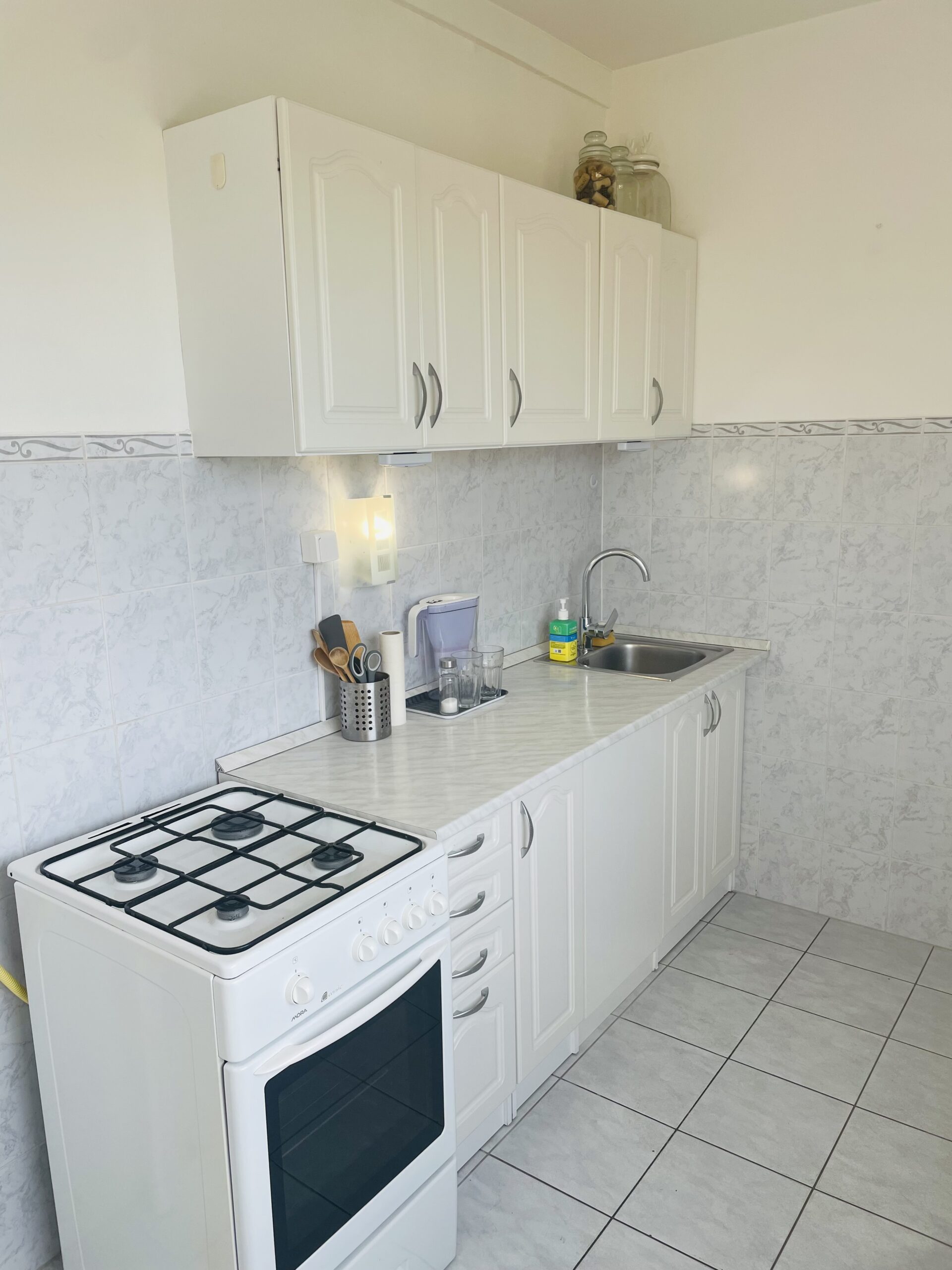 Read more about the article Győr-Szabadhegyen jó állapotú 52 m2-es erkélyes panellakás eladó